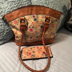 Patricia Nash Zorita Shoulder Bag